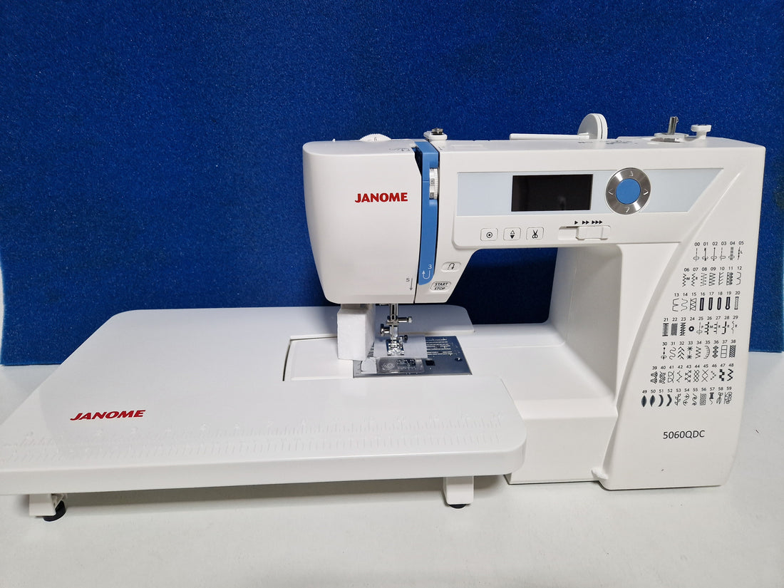 Máquina Janome 5060QDC