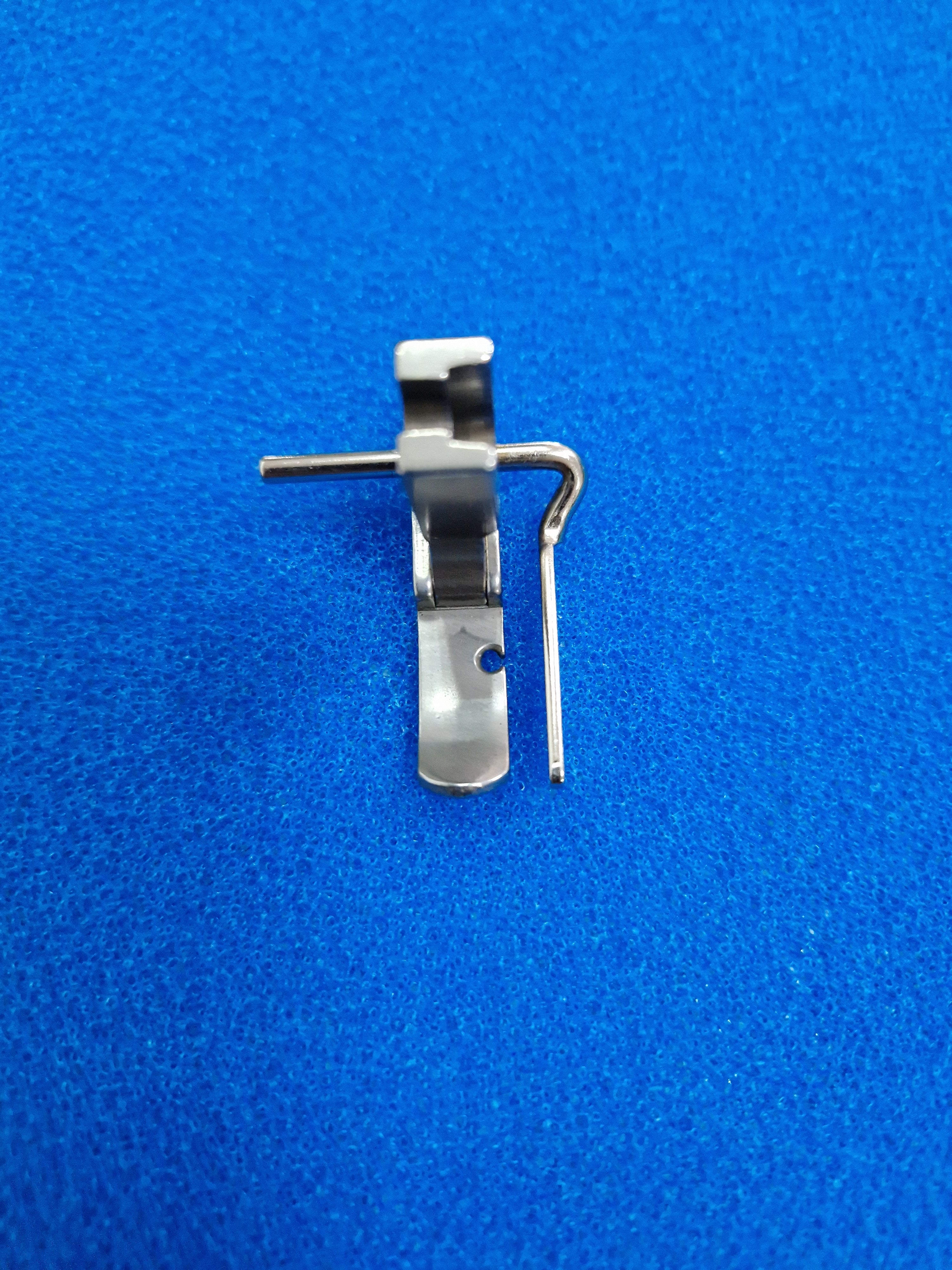 Calcador Fechos Direito c/ Guia Suisei P801