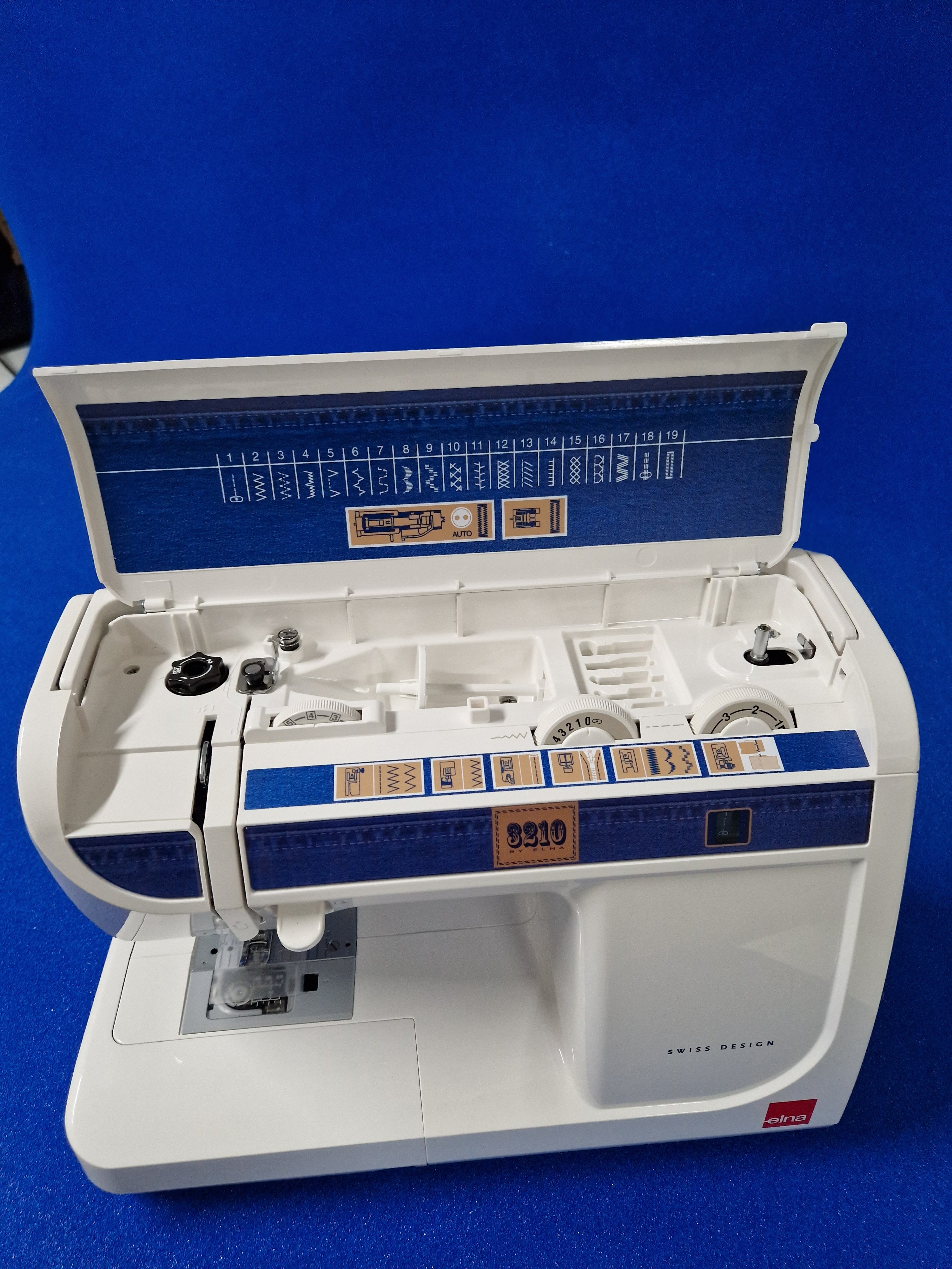 Máquina Costura Elna 3210J