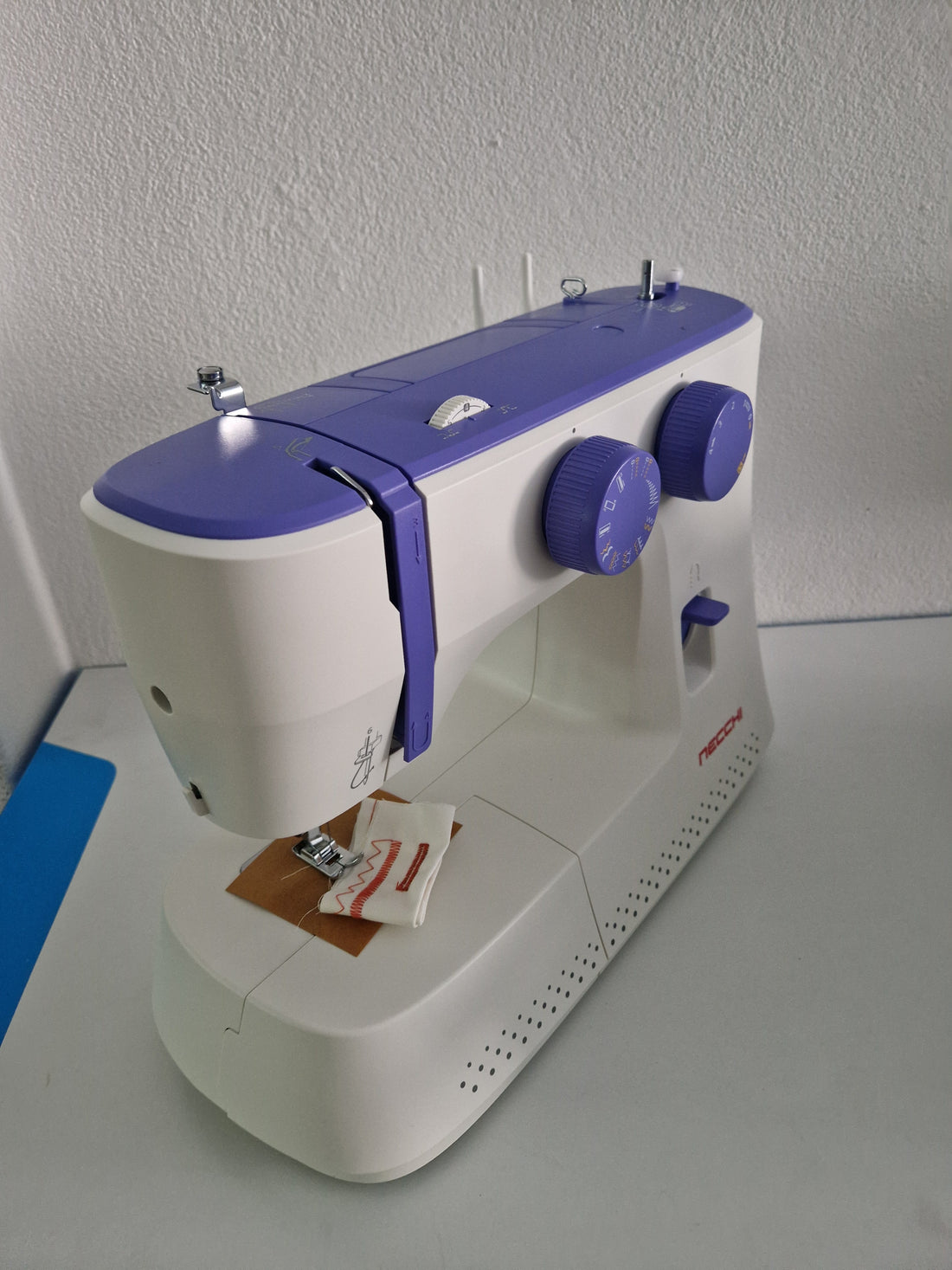 Maquina Costura Necchi M213A