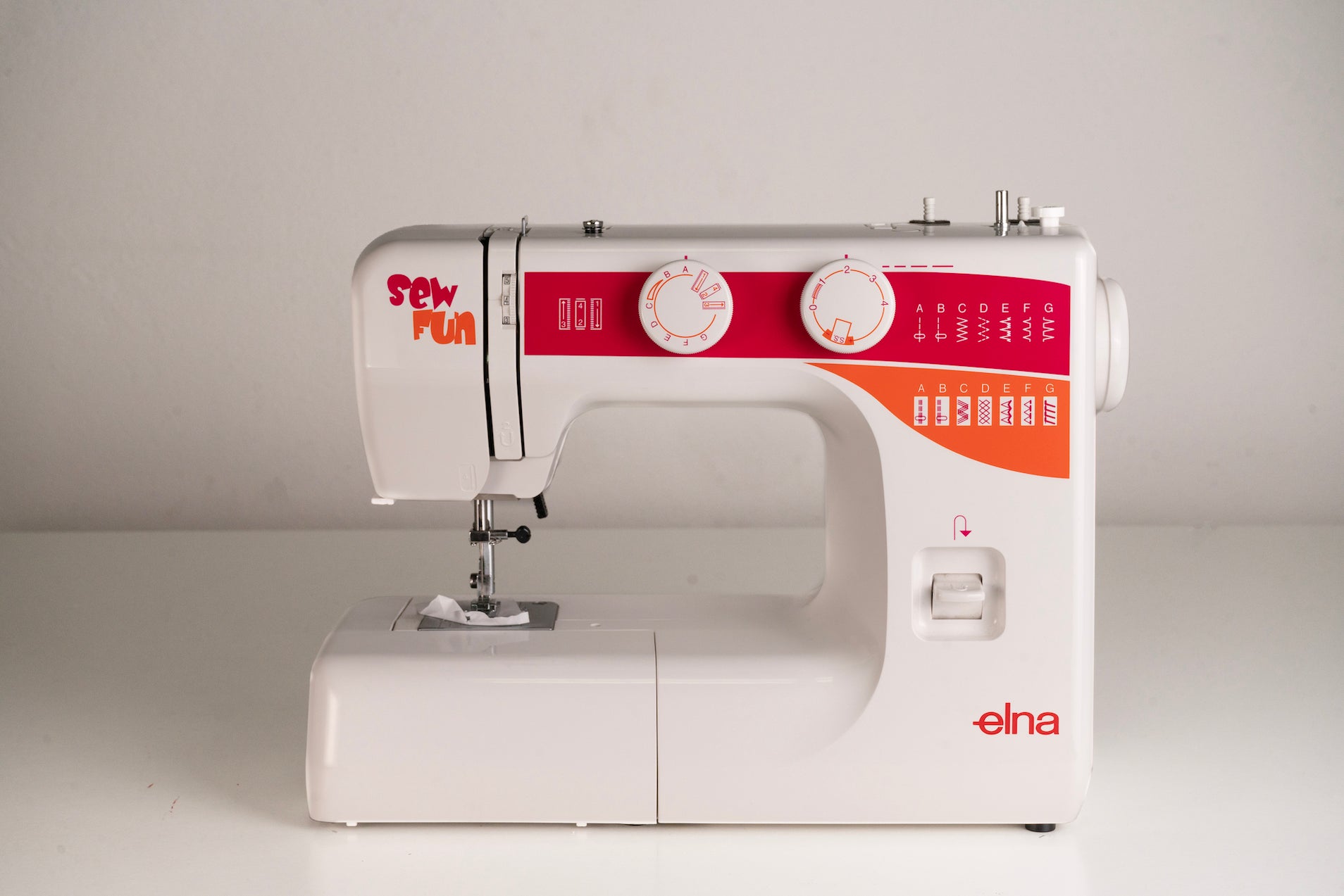 Máquina Costura Elna 1000