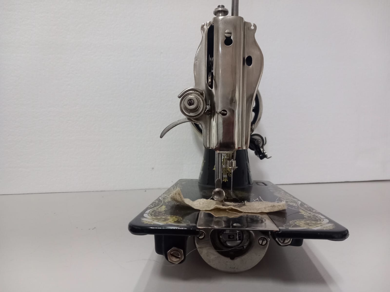 MAQUINA SINGER 15K