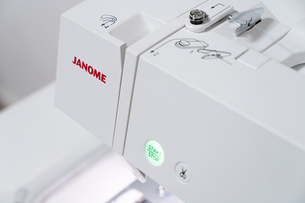 Máquina Janome MC450E