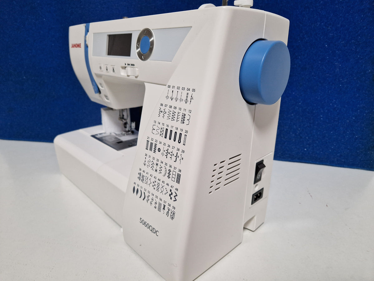 Máquina Janome 5060QDC – Bobine Store