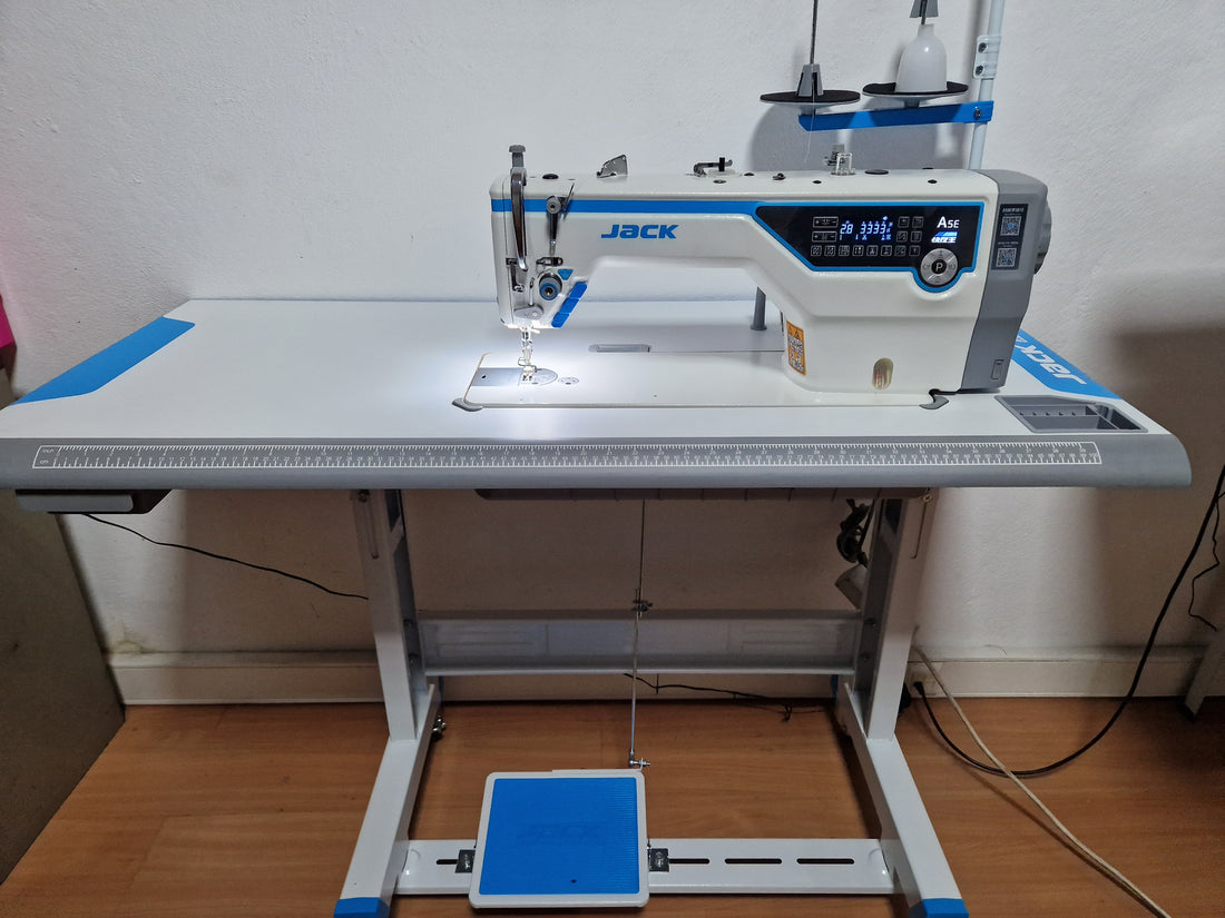Máquina Costura Ponto Corrido JACK A5-E-A