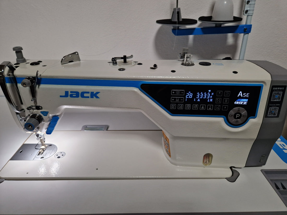 Máquina Costura Ponto Corrido JACK A5-E-A
