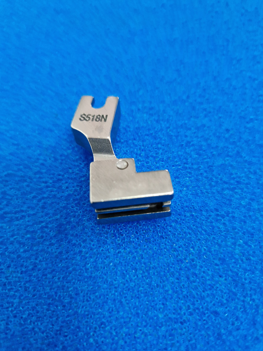 Calcador Fechos Invisiveis CS518N