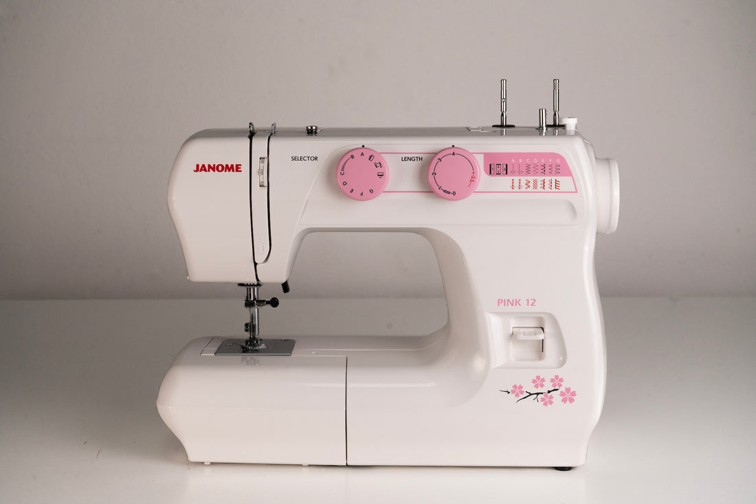 Máquina Janome Pink-12