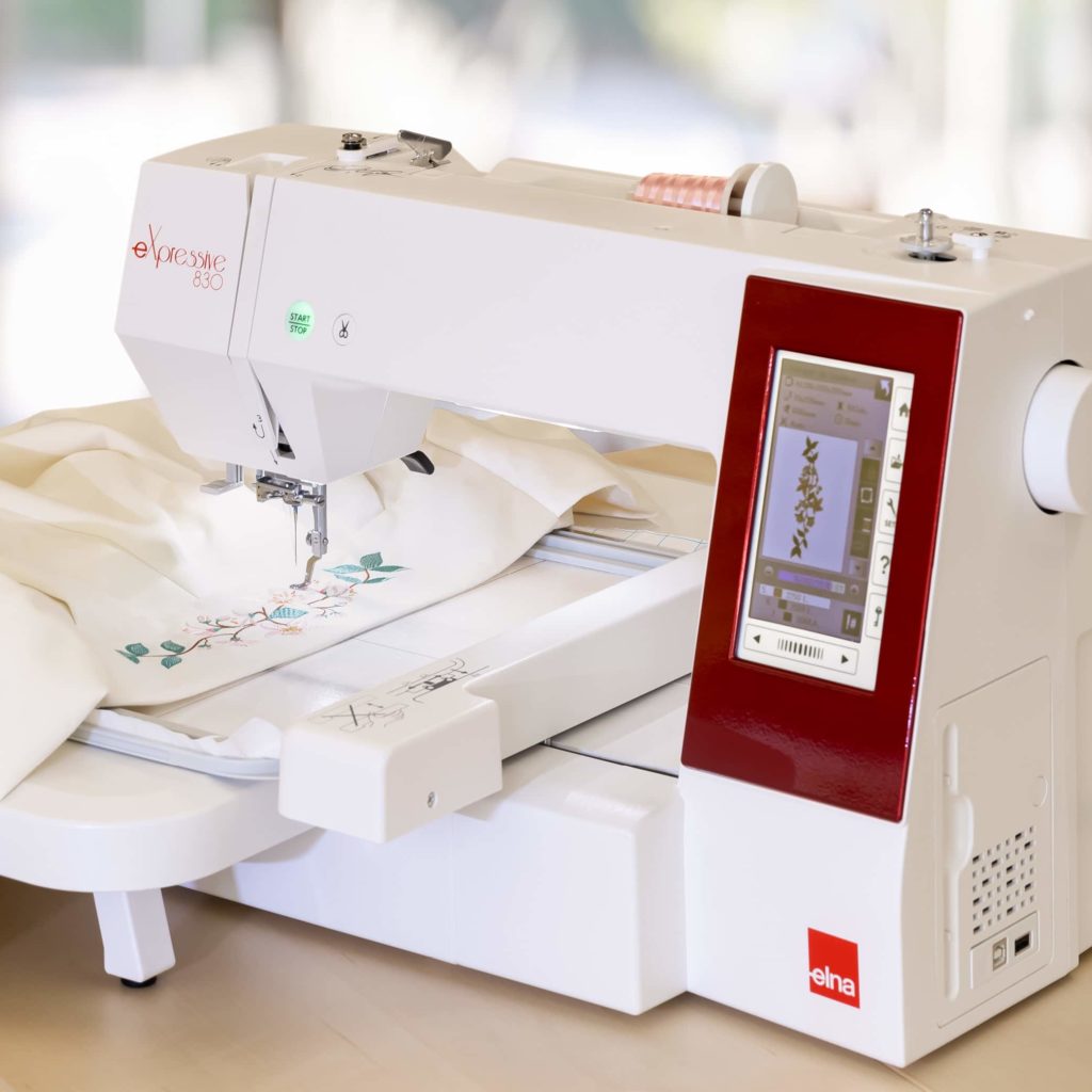 Maquina Bordar Elna 830LCE